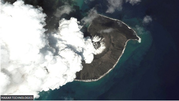 Tonga tsunami: Race for vital supplies to reach volcano-hit islands